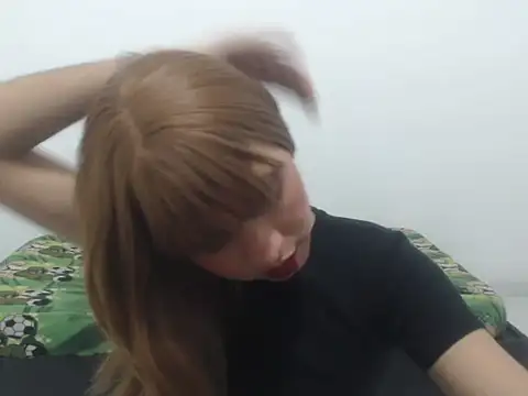 estefania224 online show from April 2026 12:00:02 AM