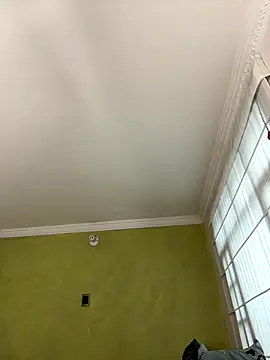 aurora divine online show from December 2025 01:18:02 PM