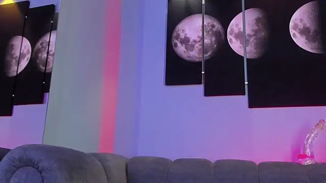 maddy walker online show from December 2024 06:56:02 PM