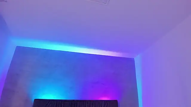 maddy walker online show from October 2025 08:51:02 PM