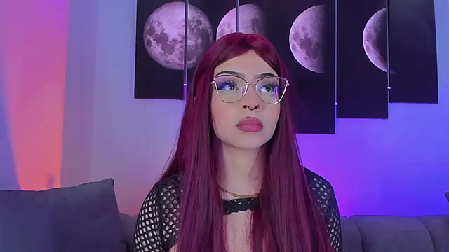 maddy walker online show from June 2026 12:08:02 PM