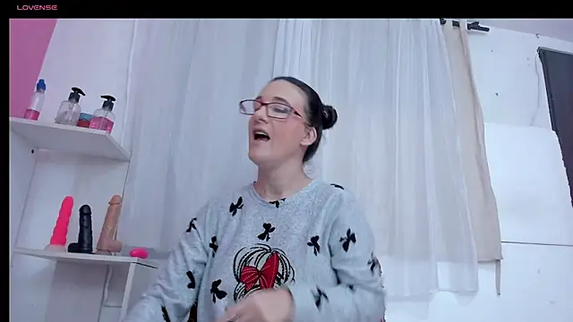 LolaBoobs online show from January 2025 05:08:02 AM
