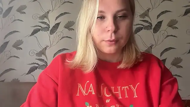 Snapshot of Thalia__Star chatting on September 2025 11:26:01 AM Thalia Star online show from September 2025 11:26:01 AM