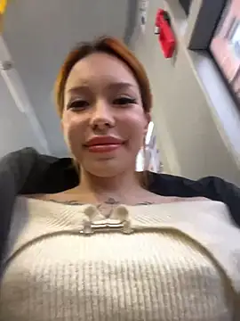 Snapshot of babydolll chatting on December 2024 09:24:01 AM babydolll online show from December 2024 09:24:01 AM
