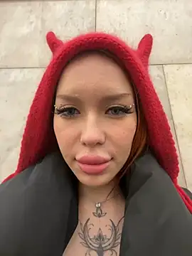 Snapshot of babydolll chatting on January 2025 08:00:01 PM babydolll online show from January 2025 08:00:01 PM