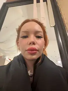 Snapshot of babydolll chatting on February 2025 01:10:01 PM babydolll online show from February 2025 01:10:01 PM