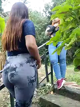 Snapshot of Caro_kitty- chatting on January 2025 04:48:02 PM Caro kitty- online show from January 2025 04:48:02 PM