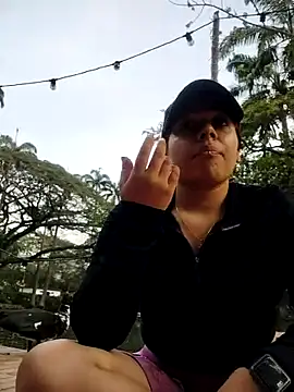 Snapshot of Caro_kitty- chatting on February 2025 11:30:01 AM Caro kitty- online show from February 2025 11:30:01 AM