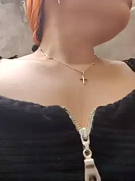 Snapshot of Caro_kitty- chatting on March 2025 09:32:02 PM Caro kitty- online show from March 2025 09:32:02 PM