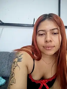 Snapshot of Caro_kitty- chatting on March 2025 12:25:01 PM Caro kitty- online show from March 2025 12:25:01 PM