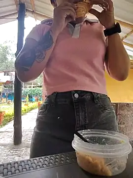 Snapshot of Caro_kitty- chatting on September 2025 12:49:02 PM Caro kitty- online show from September 2025 12:49:02 PM