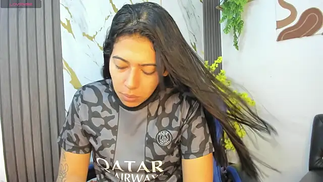 Caro kitty- online show from April 2026 01:39:02 PM