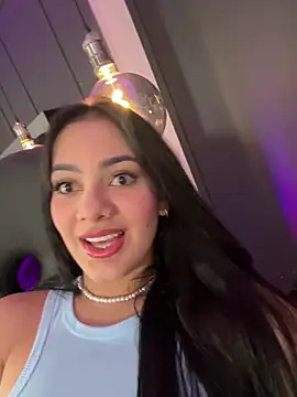 Snapshot of mallie_quinn chatting on February 2025 05:09:01 PM mallie quinn online show from February 2025 05:09:01 PM