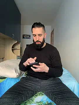 Gioeltoro89 online show from February 2025 03:43:01 PM