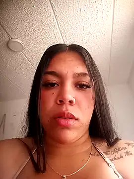 Laiia Page online show from April 2026 02:36:02 PM