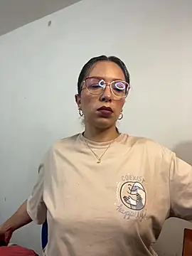 WilliamsKaily  online show from January 2025 12:16:02 PM