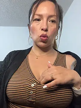 WilliamsKaily  online show from February 2025 08:04:01 PM