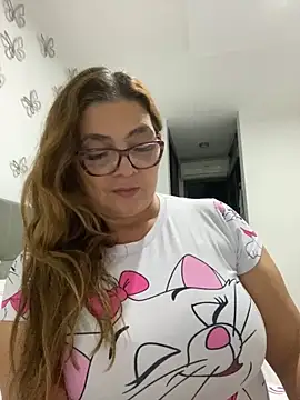 AntonellaAlondra4 online show from February 2025 04:24:02 AM