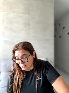 Snapshot of AntonellaAlondra4 chatting on November 2025 02:24:02 PM AntonellaAlondra4 online show from November 2025 02:24:02 PM