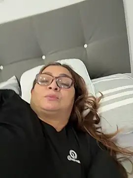 AntonellaAlondra4 online show from April 2026 03:37:01 PM