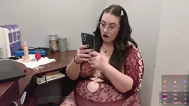 ThickGirlsDoItBetter online show from January 2026 11:03:02 PM