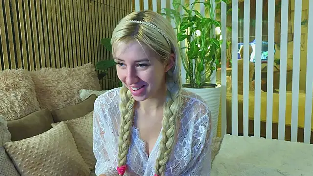 -Violetttttka online show from September 2025 09:36:02 PM