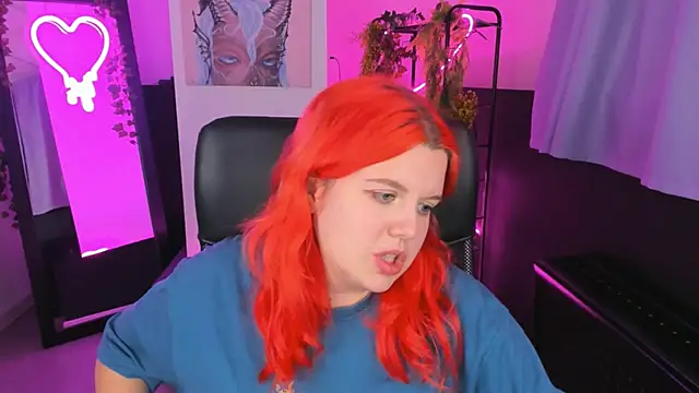 NielletaBlossom online show from December 2024 08:20:01 AM