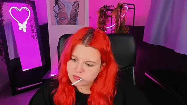 NielletaBlossom online show from December 2024 08:13:01 AM