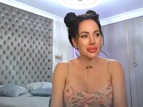 TianaPosh online show from February 2025 08:11:02 PM