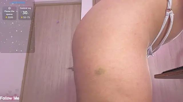 sweetnaughty candy online show from October 2025 07:45:01 PM