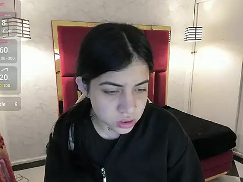 Snapshot of Violet_m chatting on October 2025 11:33:02 AM Violet m online show from October 2025 11:33:02 AM