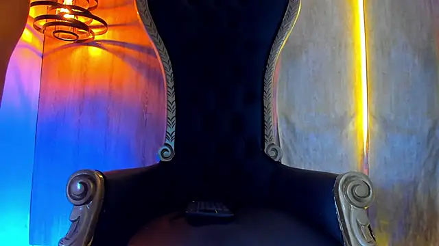 thaddeus king online show from November 2025 11:59:02 PM