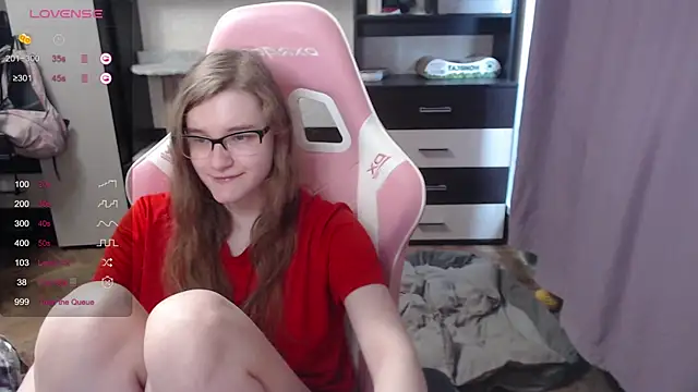 Snapshot of Tomato_Tease chatting on September 2025 12:16:02 PM Tomato Tease online show from September 2025 12:16:02 PM