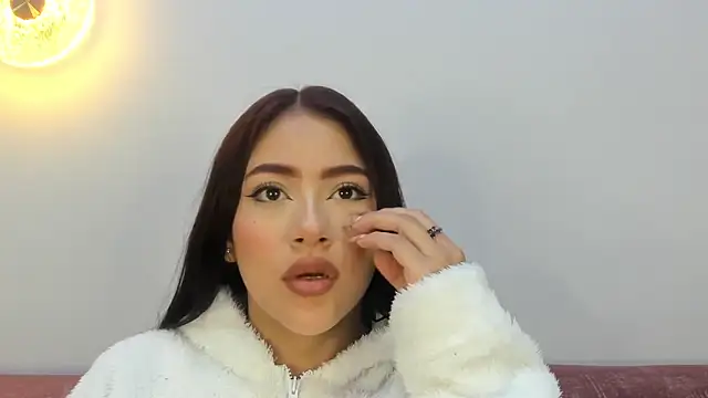 nicolle pierce online show from February 2026 11:18:01 AM