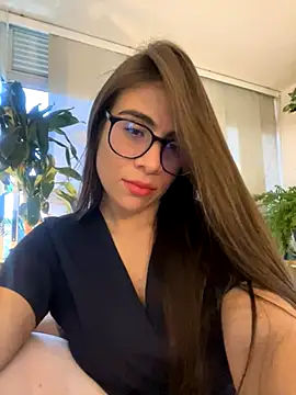 MariaIsabella8 online show from October 2025 10:18:01 PM