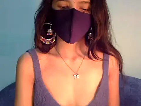 Cute Alaina online show from January 2025 05:40:02 AM