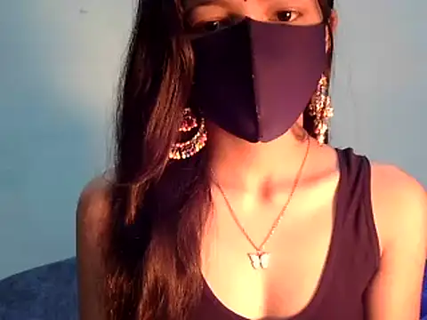 Cute Alaina online show from February 2025 10:39:01 PM