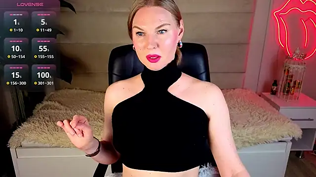 Snapshot of Angel_Nikole chatting on July 2026 01:45:01 AM Angel Nikole online show from July 2026 01:45:01 AM