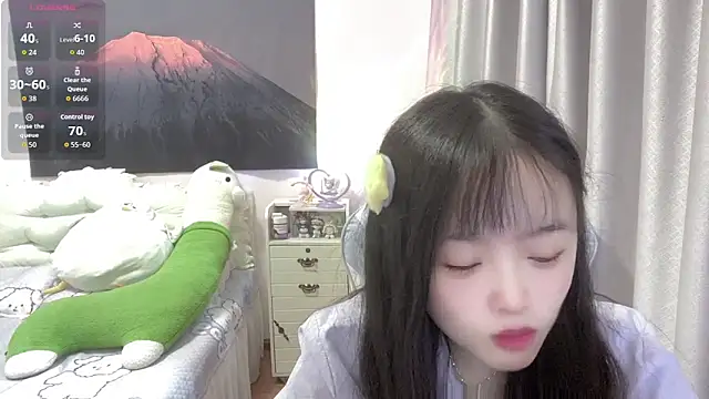 Mia-6688 online show from September 2025 04:45:02 AM