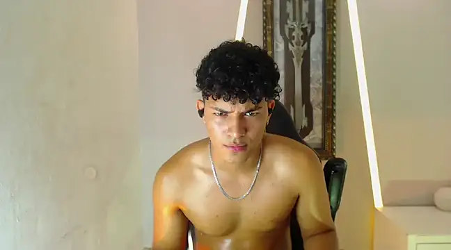 jamescurli  online show from January 2025 08:46:02 AM