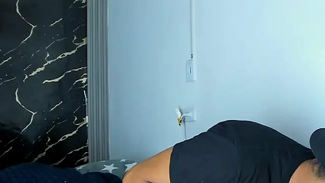 jamescurli  online show from September 2025 11:26:01 PM