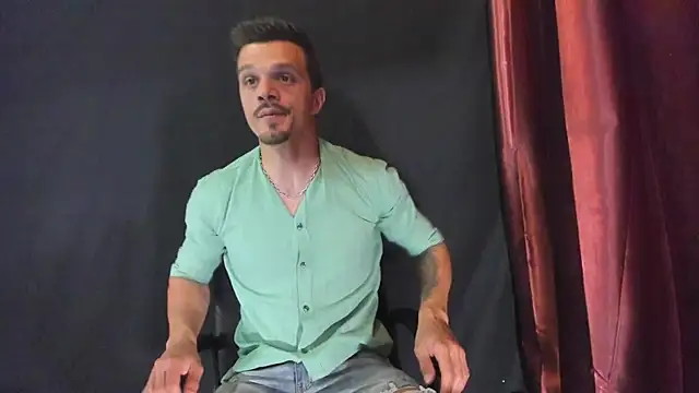 Snapshot of DonyBrown chatting on May 2026 02:53:02 AM DonyBrown online show from May 2026 02:53:02 AM