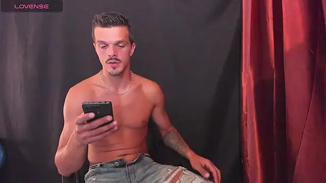 Snapshot of DonyBrown chatting on July 2026 07:06:01 AM DonyBrown online show from July 2026 07:06:01 AM
