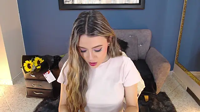 miacarperr1 online show from March 2025 09:34:01 PM