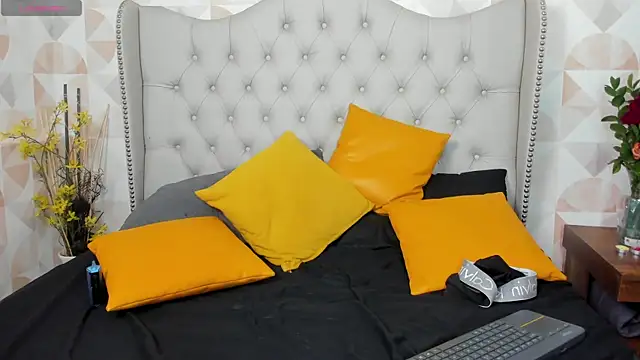 Tyler Rodriguez online show from February 2025 01:06:01 PM