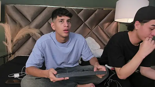 Tyler Rodriguez online show from February 2025 08:11:02 PM