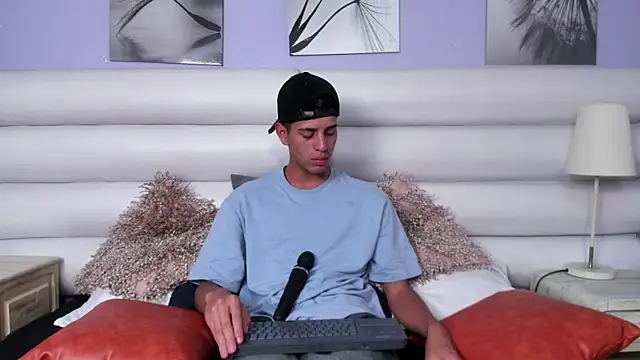 Tyler Rodriguez online show from March 2025 07:49:02 PM