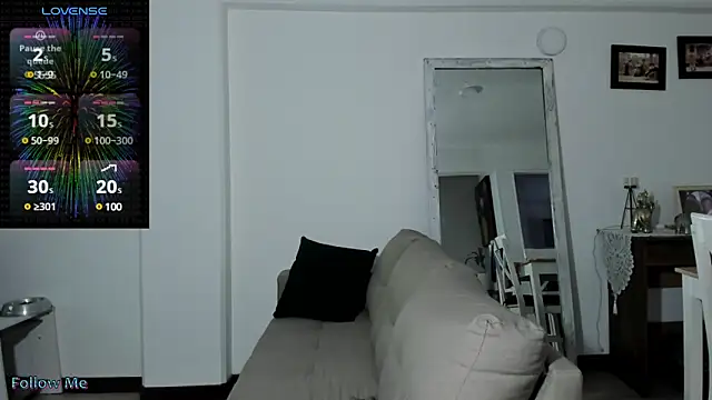 Snapshot of MireyaTorresGu chatting on February 2025 10:51:01 PM MireyaTorresGu online show from February 2025 10:51:01 PM