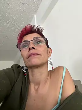 Snapshot of MireyaTorresGu chatting on February 2025 04:59:02 PM MireyaTorresGu online show from February 2025 04:59:02 PM