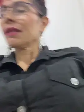 Snapshot of MireyaTorresGu chatting on February 2025 12:25:01 AM MireyaTorresGu online show from February 2025 12:25:01 AM